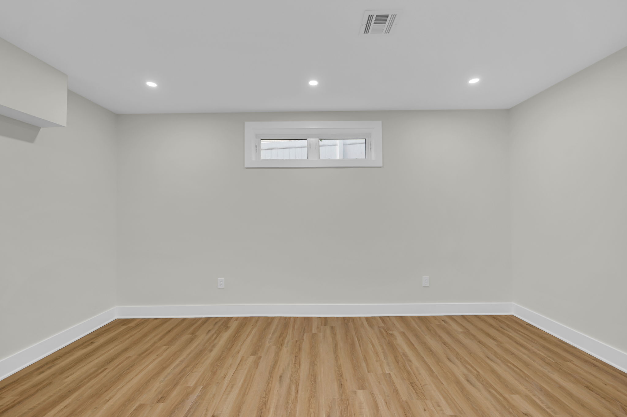 54 Melrose Dr Livingston NJ bedroom photo 11